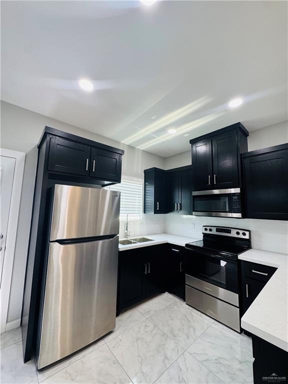 Building Photo - 2108 E Viviana St