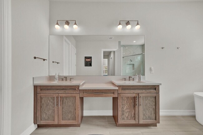 Building Photo - 138 Palma St