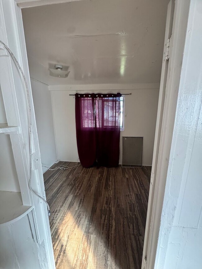 Building Photo - 3424 Winter St