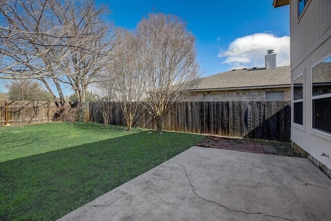 Building Photo - 1238 Acanthus St