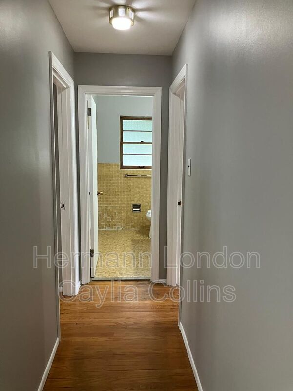 Building Photo - 3900 Roland Blvd