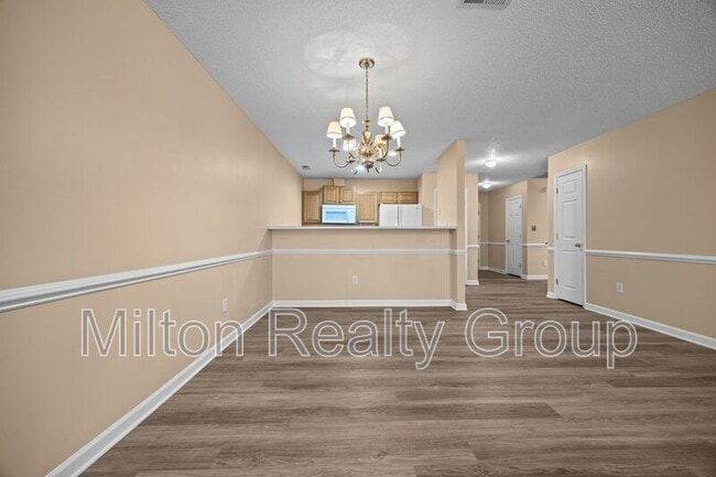 Building Photo - 101 Fairwoods Ct