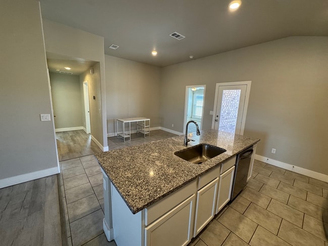 Building Photo - 1116 Rustler Ave