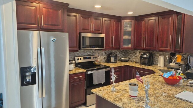 Building Photo - 4137 NW 88th Ave