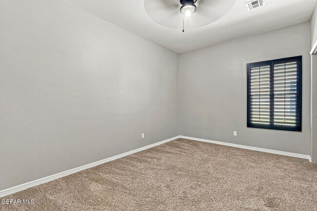 Building Photo - 14182 Peyton Edwards Ave