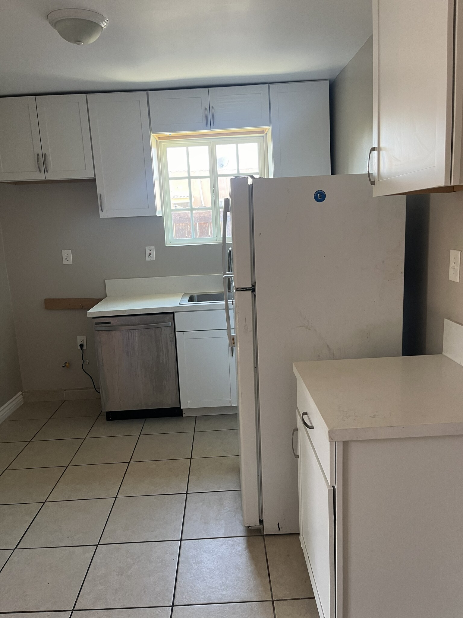 Kitchen - 834 W 106th St