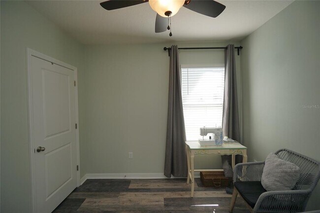 Building Photo - 11124 Leland Groves Dr