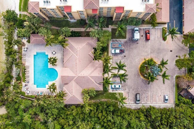 Building Photo - 1000 Scotia Dr