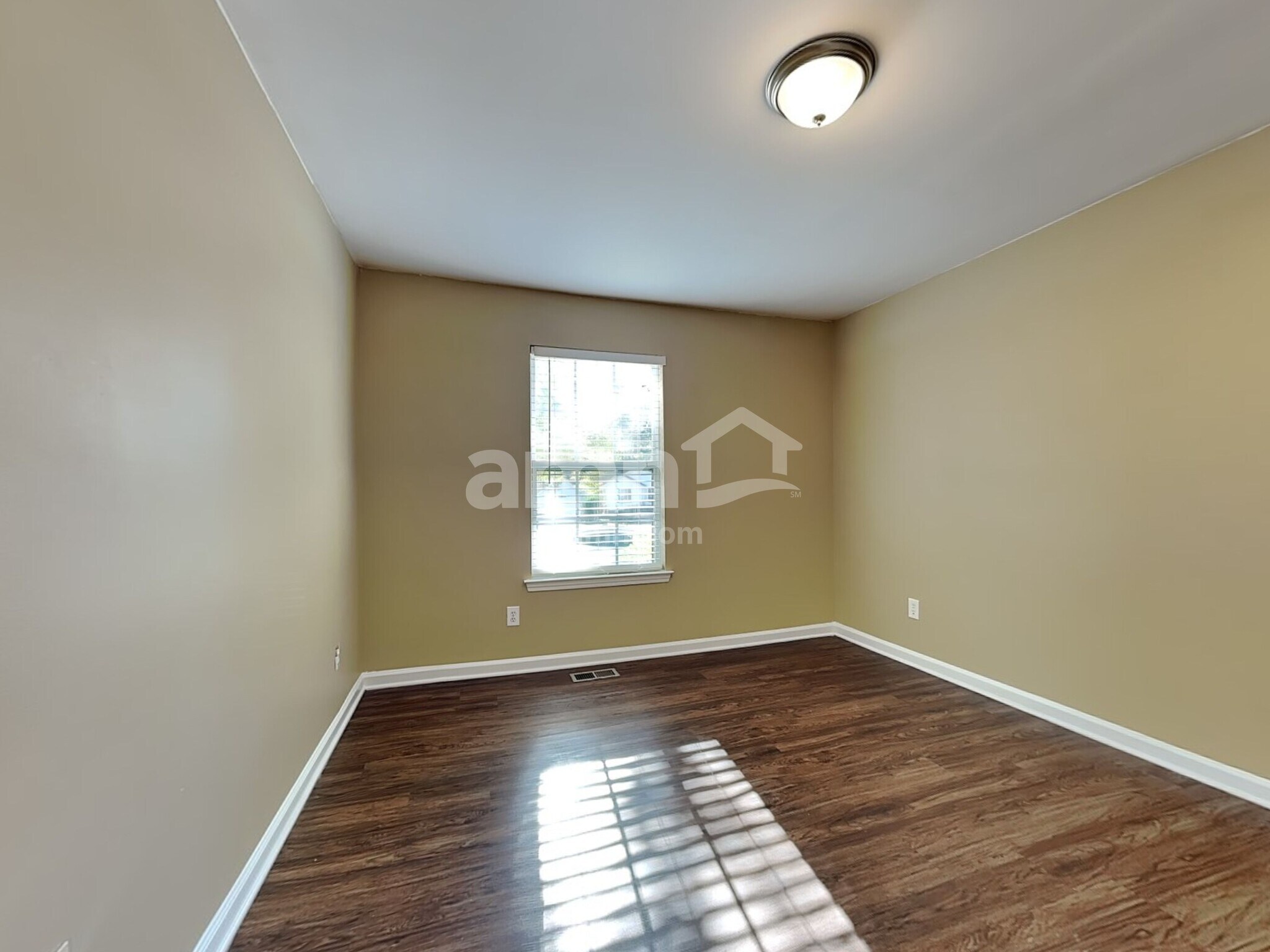 Building Photo - 704 Pepperstone Ct