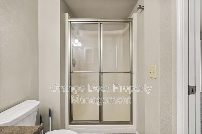 Building Photo - 3602 Nassau Ave NE