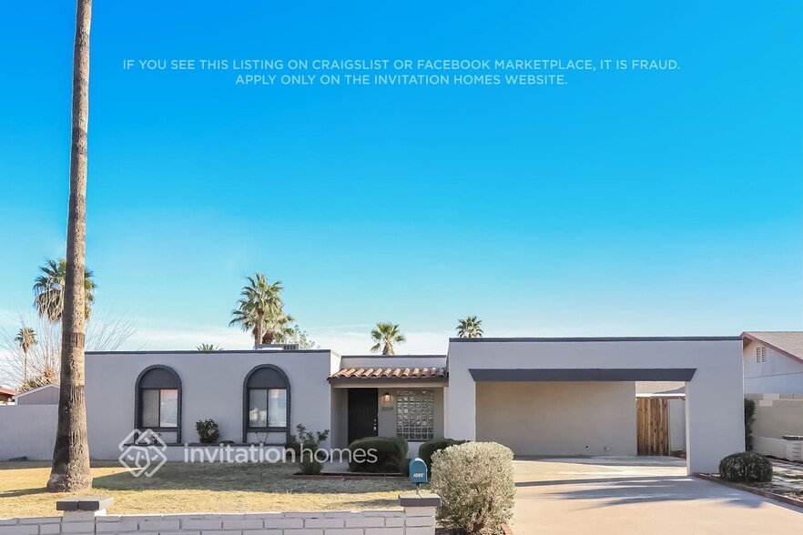 Primary Photo - 3039 E Dahlia Dr