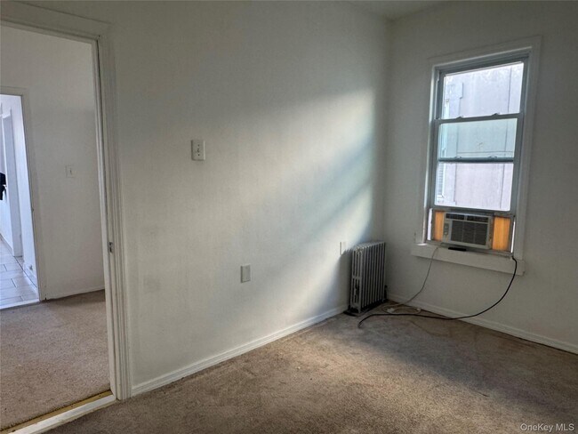 Building Photo - 95-11-95-90 90th St