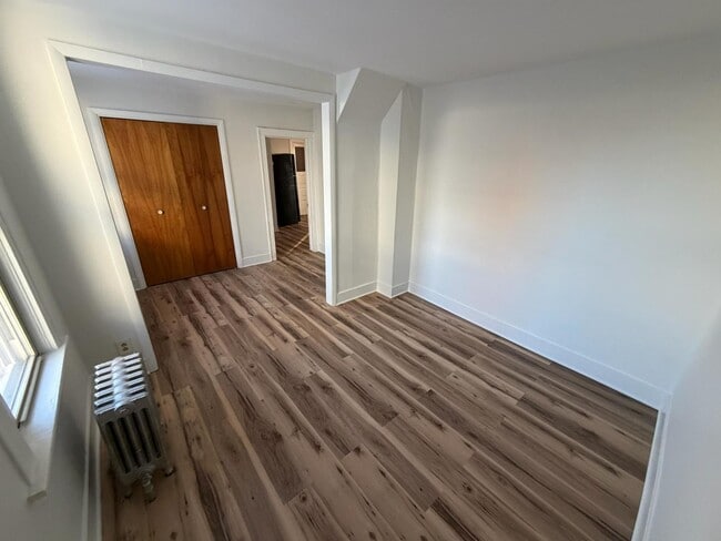 Building Photo - 3449 N Oketo Ave