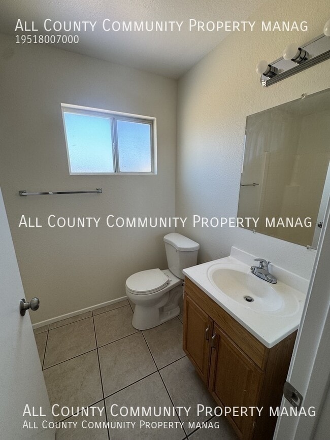 Building Photo - 58439 Palisade Dr