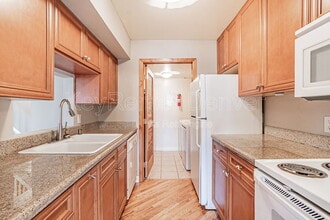 Building Photo - 8756 Chase Dr