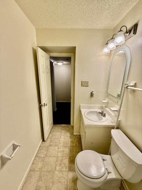 Building Photo - 1621 42nd St