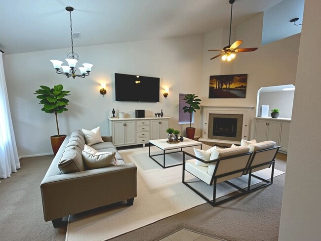 Building Photo - 3302 Catalina Dr