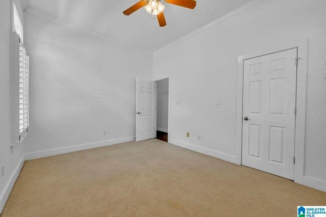 Building Photo - 6285 S Clubview Cir