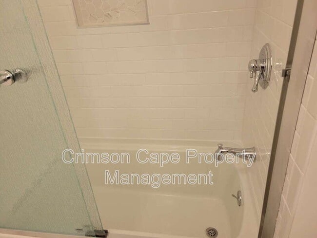 Building Photo - 503 Smith St