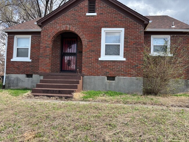 Building Photo - 1800 McMillan St