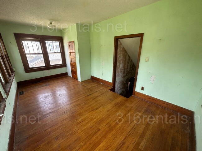 Building Photo - COMING SOON, PLEASE CHECK BACK