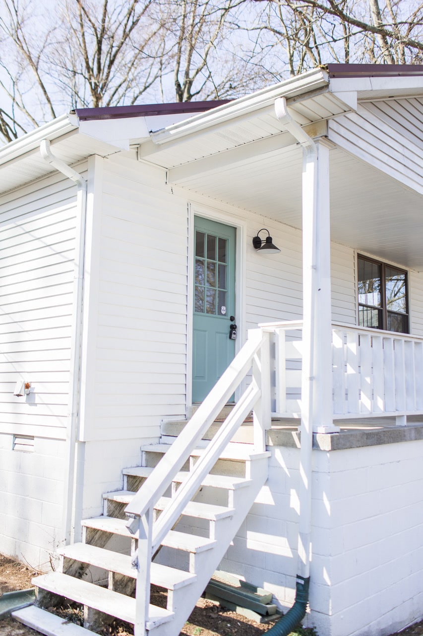 Front Porch - 980 Marion St