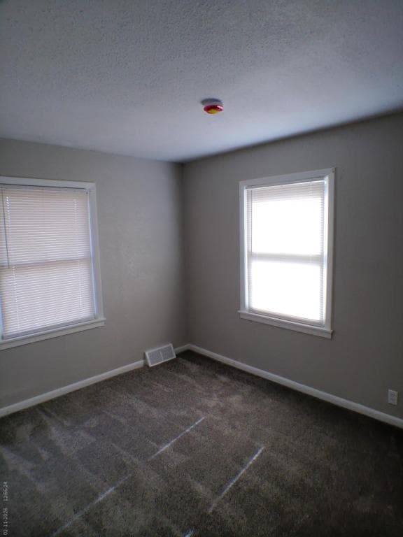 Building Photo - 2815 S Hawthorne Ave