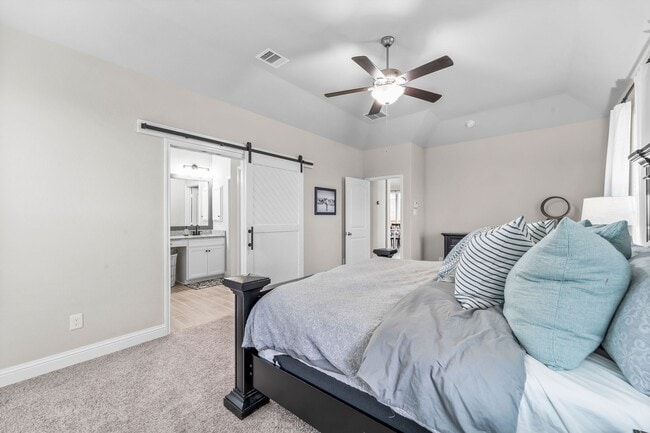 Building Photo - 15414 Greenford Glen Dr