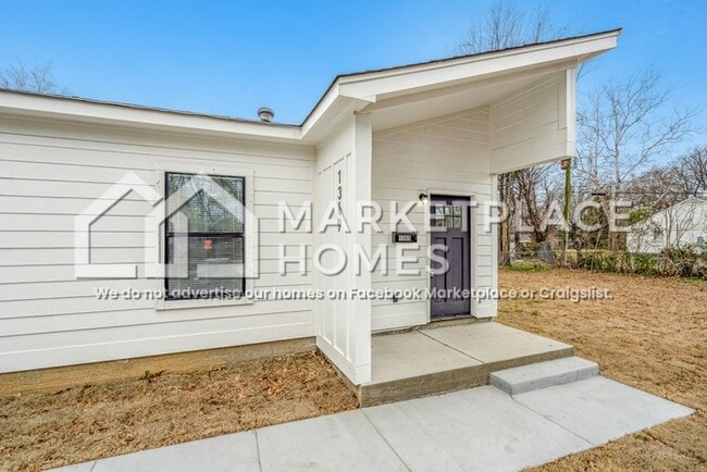 Building Photo - 1369 Chadwick Cir