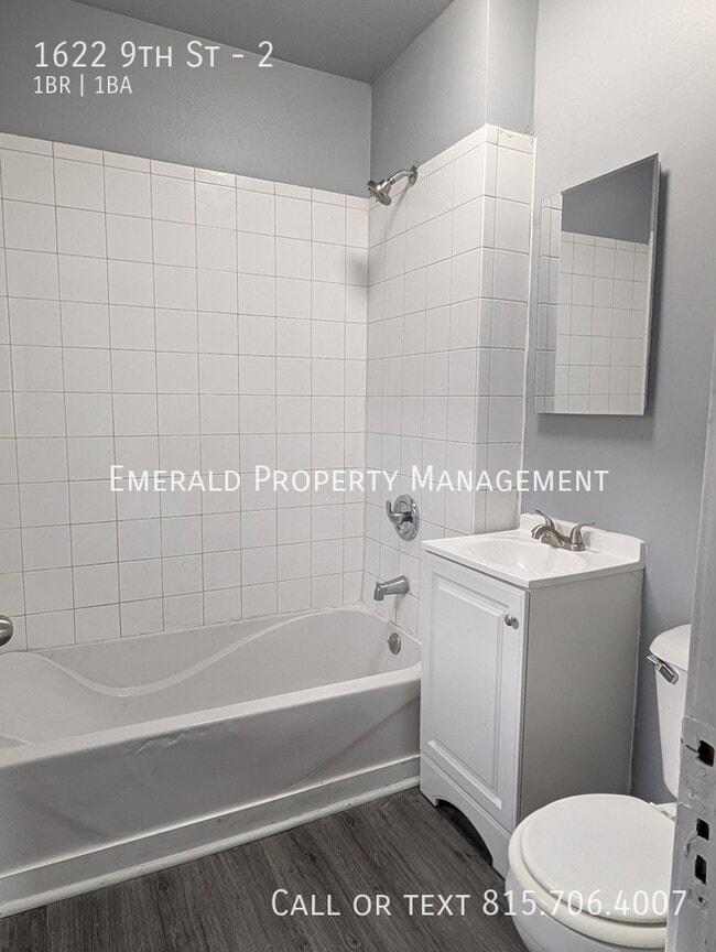 Building Photo - 1622 9th St