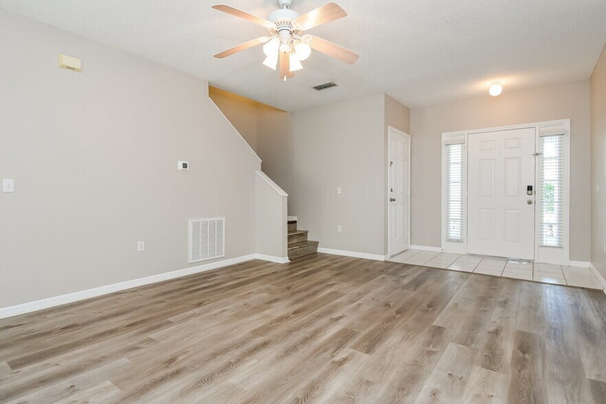 Building Photo - 354 Daniels Pointe Dr