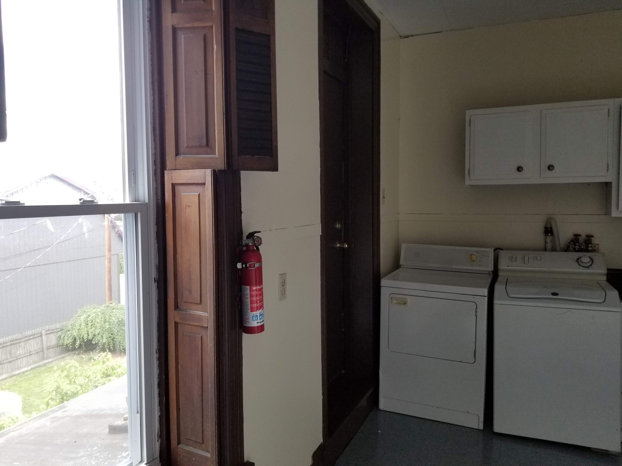 Laundry Room - Unit3 - 205 W Church St