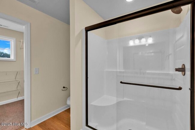 Building Photo - 303 S River Ct
