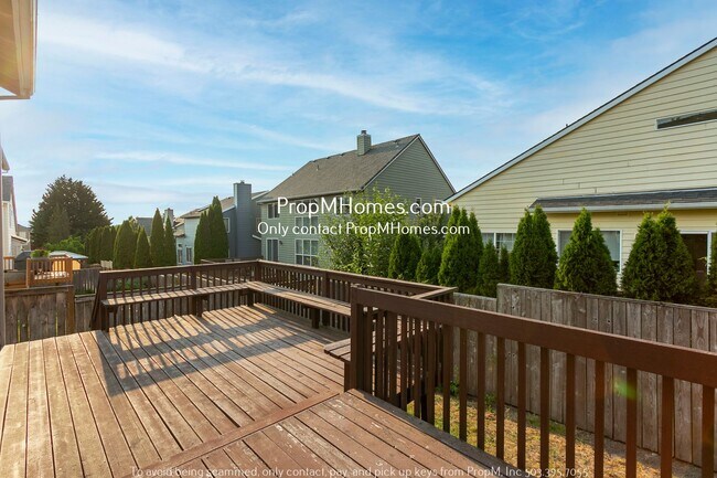 Building Photo - Beautiful Four Bedroom Home In NW Bethany!