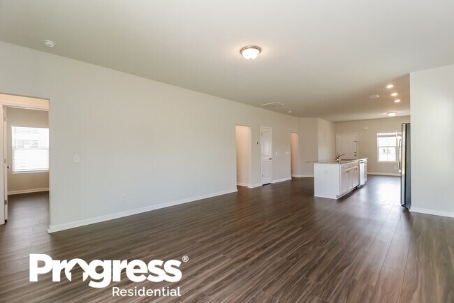 Building Photo - 5 Fifth St