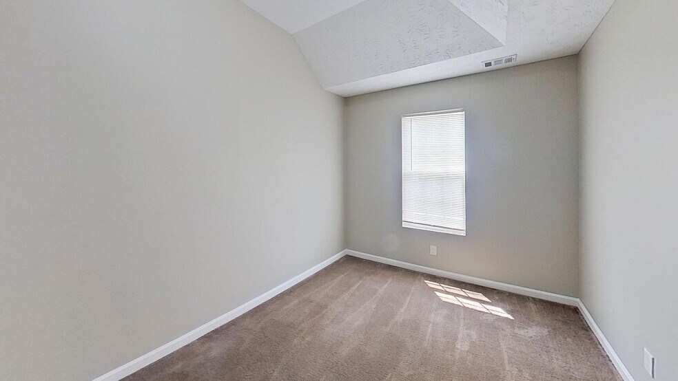 Building Photo - 2128 Silva Ct