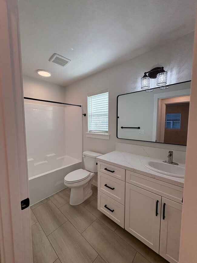 Building Photo - New Construction 3-bedroom, 2-bathroom townhouse