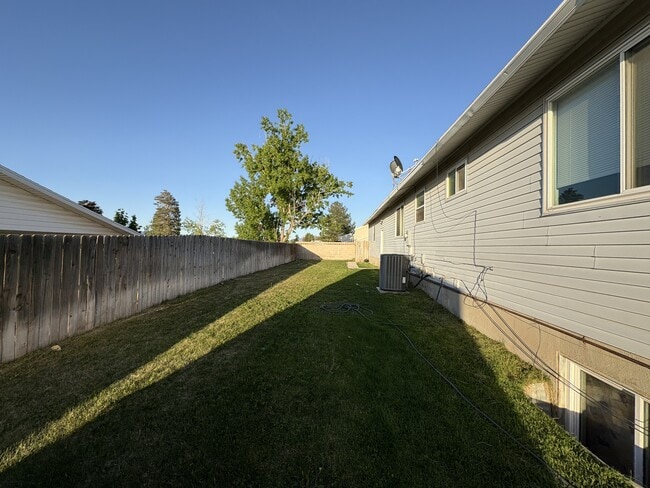 Building Photo - 6540 King Valley Rd