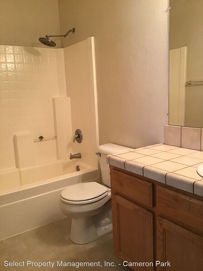 Building Photo - 3 br, 2.5 bath House - 4006 Wimbledon Drive