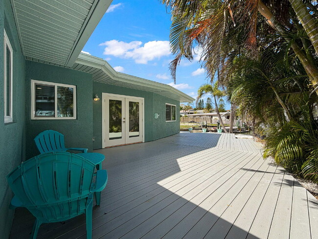 Building Photo - 200 176th Terrace E