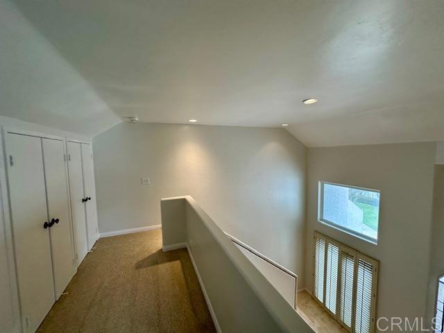 Building Photo - 520 Via De La Valle