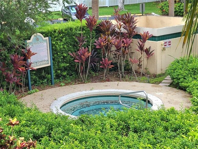 Building Photo - 9999 Summerbreeze Dr