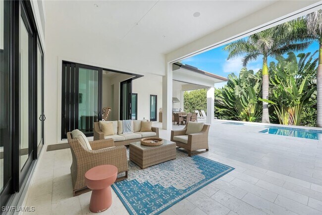 Building Photo - 3200 Crayton Rd