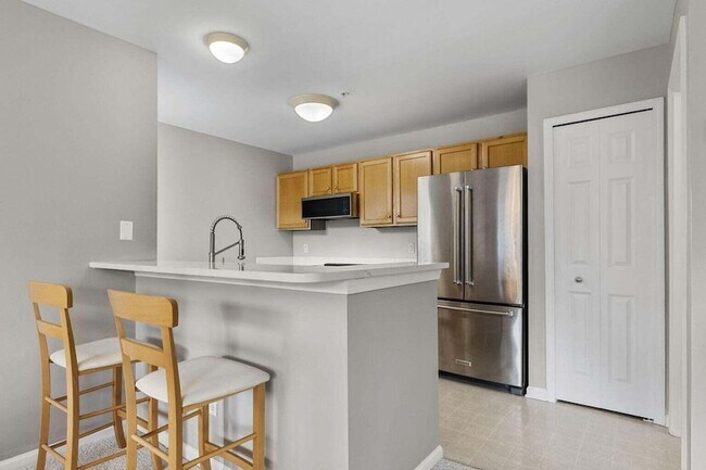 Building Photo - 2777 Barclay Way