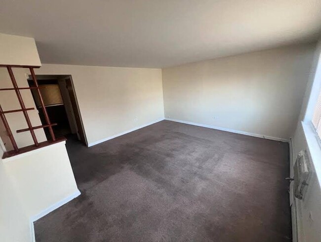 Building Photo - 3133 48th Ct