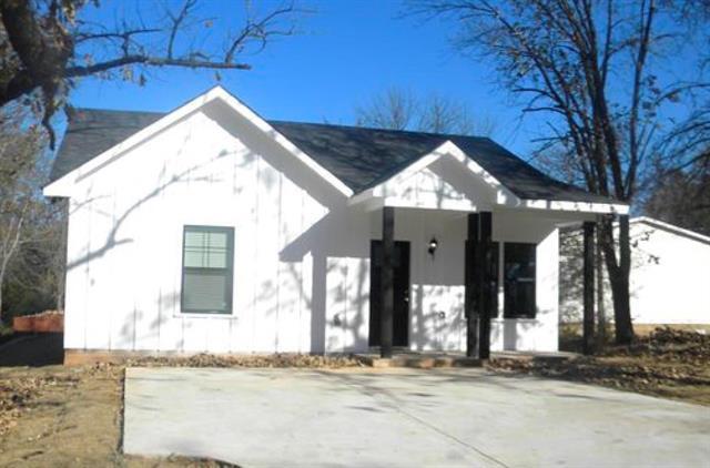 Building Photo - 605 Martin Luther King St