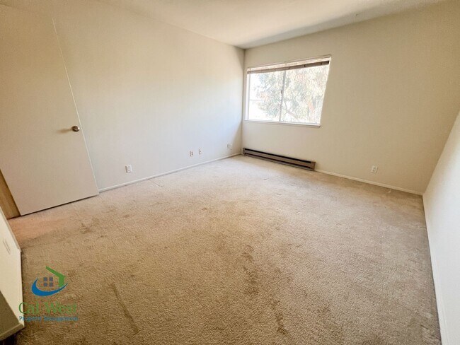 Building Photo - 2212 Almaden Rd