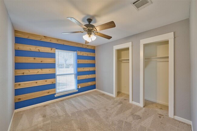Building Photo - 29030 Deadwood Ln