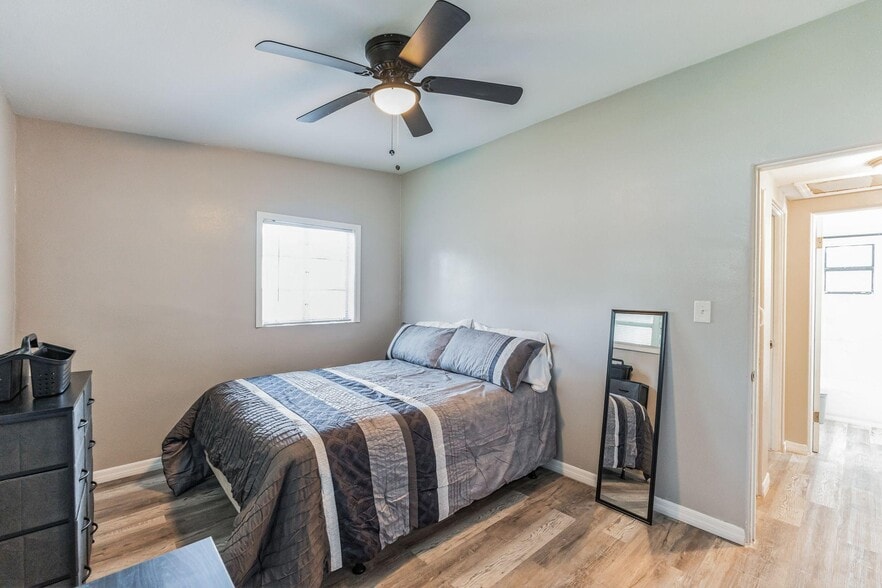 Building Photo - 5207 Montague Pl