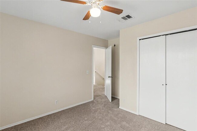 Building Photo - 172 Discovery